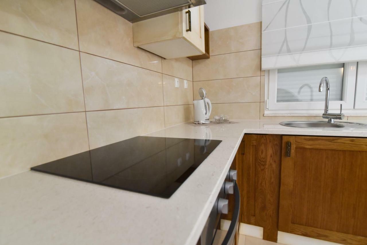 Villa Village Idylle With Heated Pool, Sauna, Jacuzzy And Private Parking Sukosan Exterior photo